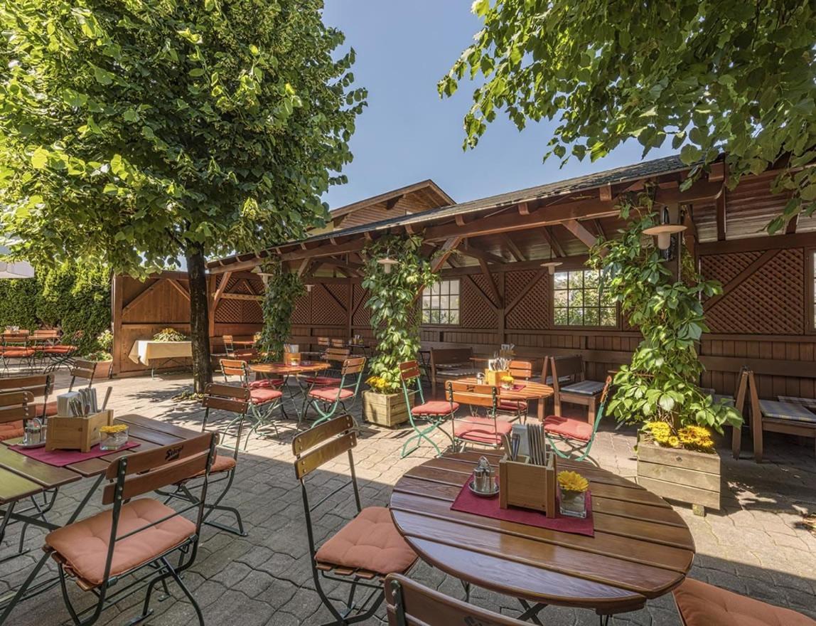 Hotel Gasthof Der Jagerwirt Bergheim Exterior foto