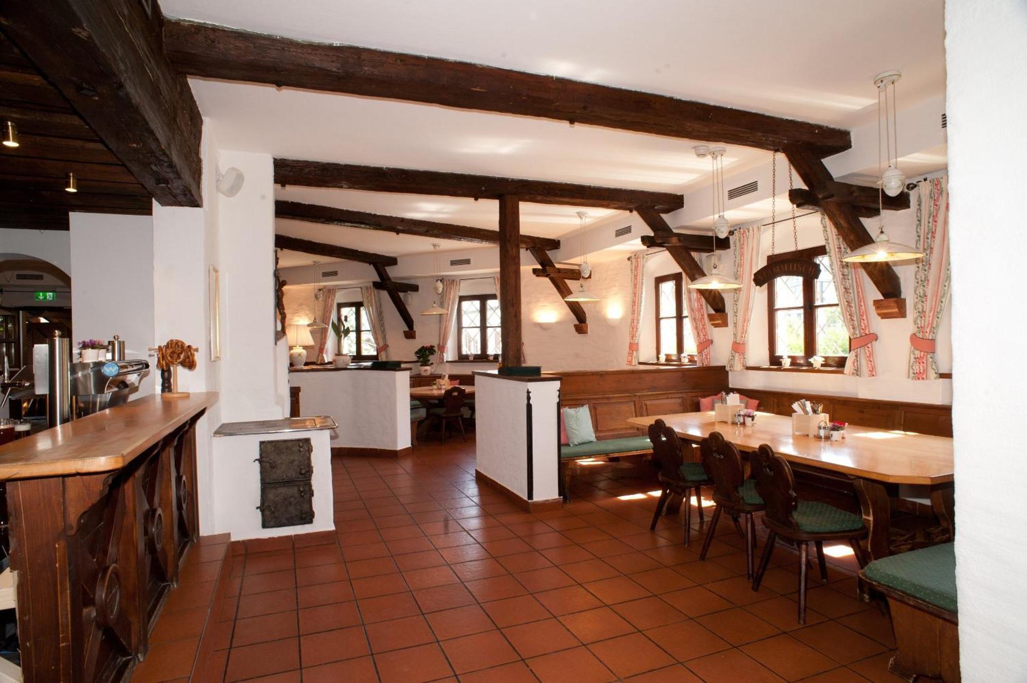 Hotel Gasthof Der Jagerwirt Bergheim Exterior foto