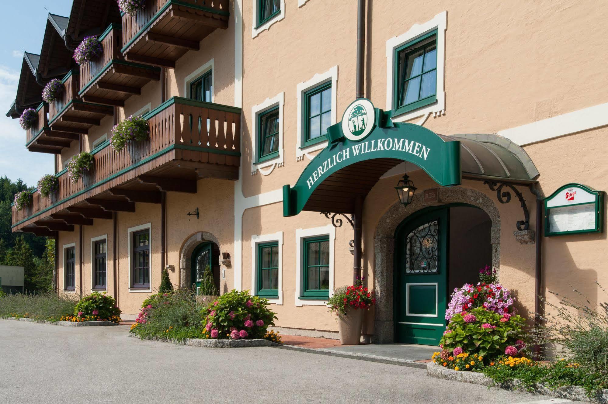 Hotel Gasthof Der Jagerwirt Bergheim Exterior foto