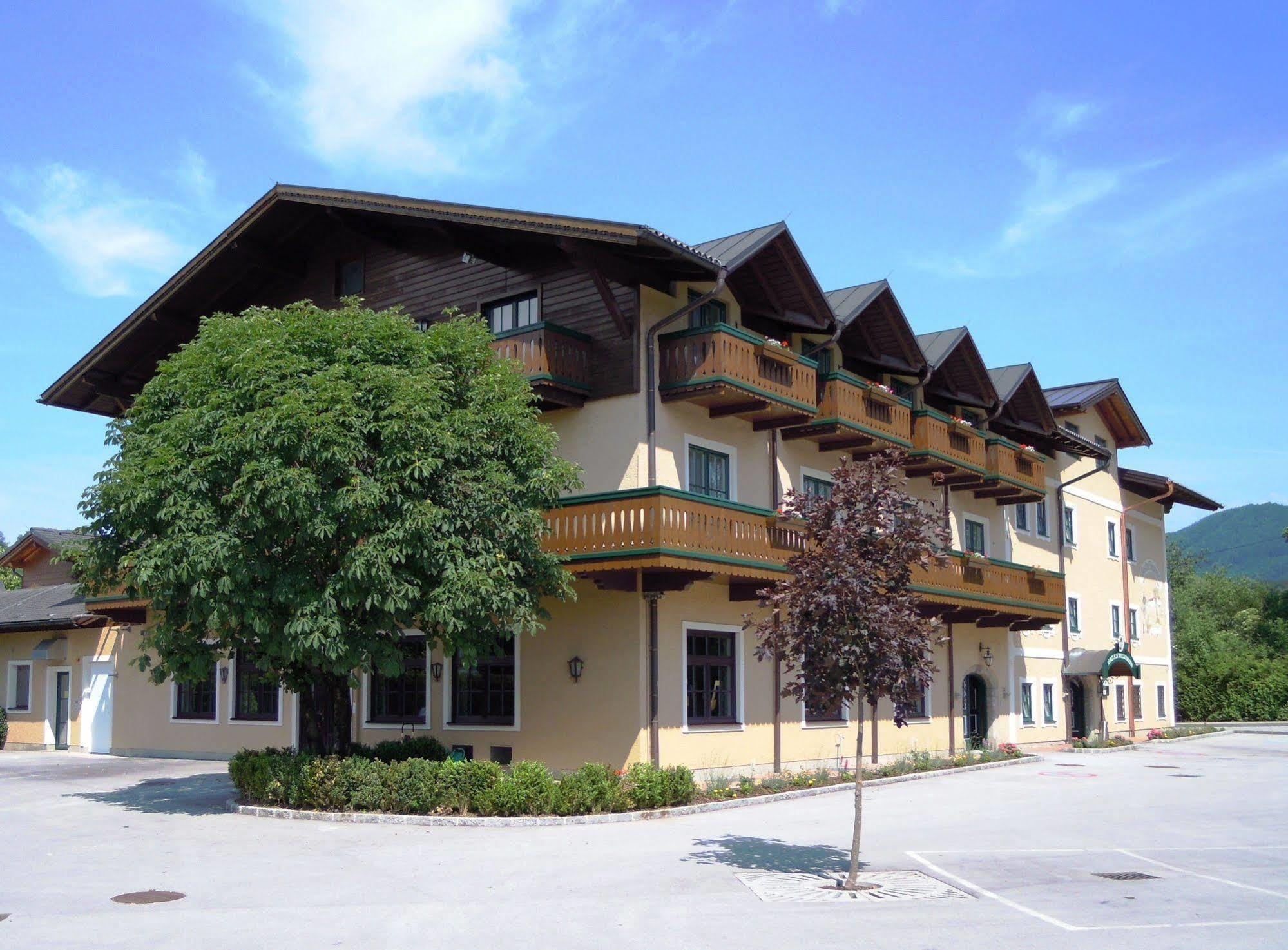 Hotel Gasthof Der Jagerwirt Bergheim Exterior foto