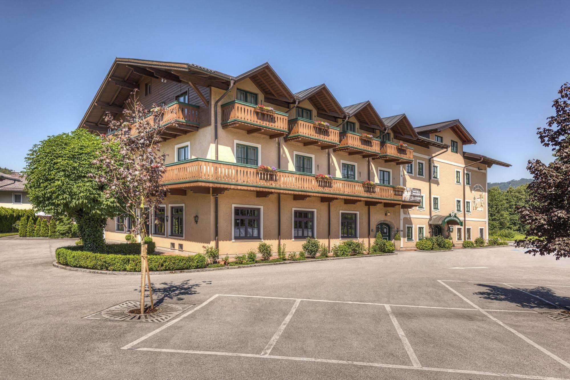 Hotel Gasthof Der Jagerwirt Bergheim Exterior foto
